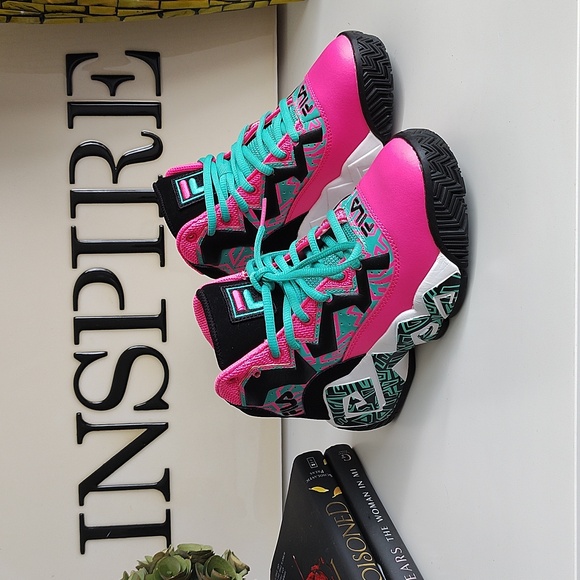 Fila MB KOPK/VLK/ARCA Girl Sneakers | Size 4/4.5 | Rare Colorway - Picture 1 of 6